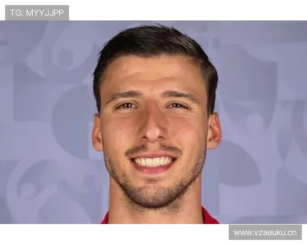 鲁本·迪亚斯：从本菲卡新星到世界级中卫的生涯跃迁解析