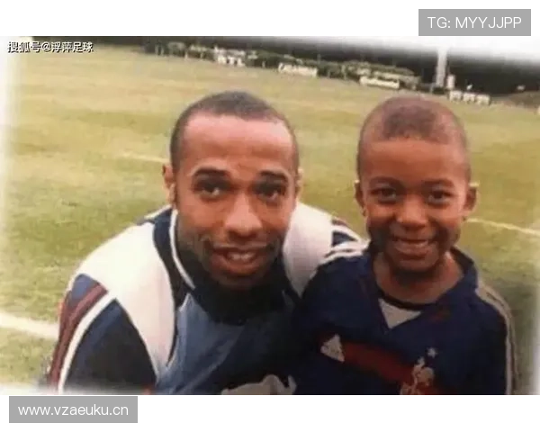 姆巴佩与亨利法国历史地位对比：数据、荣誉与时代影响差异分析