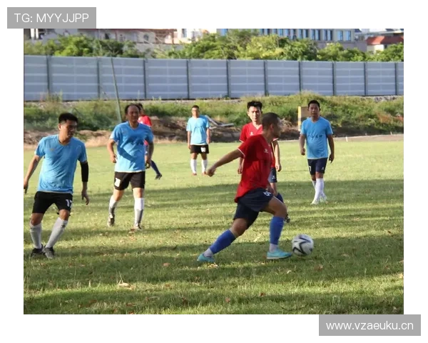 第四官员在足球比赛中的职责与规则拆解，究竟有哪些必须了解的细节？